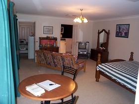 Auldana SA Airlie Beach Holiday