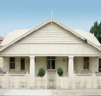 Seaside Semaphore Holiday Accommodation - Airlie Beach Holiday