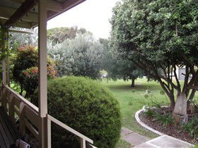 Yates Cottage - Airlie Beach Holiday 0