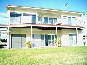 Swanport Views Holiday Home - Airlie Beach Holiday 0