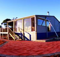 Wilderness Valley Studio Accommodation - Airlie Beach Holiday