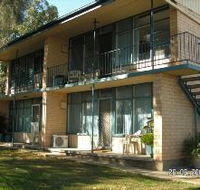 Longbeach Apartments Coffin Bay - Airlie Beach Holiday