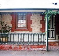 The Lion Cottage - Airlie Beach Holiday