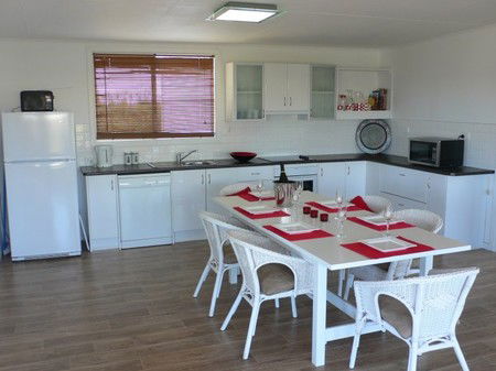 Beachport Escape - Airlie Beach Holiday 4