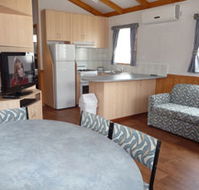 Victor Harbor Holiday and Cabin Park - Airlie Beach Holiday