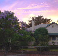 Angaston Rose BB - Airlie Beach Holiday