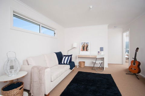 Coast & Vines @ Moana Beach - Airlie Beach Holiday 2