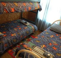 Kirazz - Kingscote Holiday Cottage - Airlie Beach Holiday