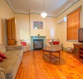 Semaphore Beach Cottage Bed and Breakfast - Airlie Beach Holiday