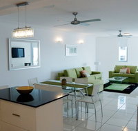 Vision Cairns Esplanade - Airlie Beach Holiday