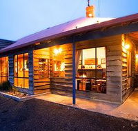 Central Highlands Lodge Accommodation - Airlie Beach Holiday