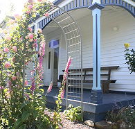 Devonport Bed  Breakfast - Airlie Beach Holiday
