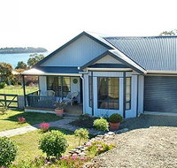 Bruny Island Accommodation Services - Omaroo Cottage - Airlie Beach Holiday