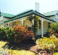 Estowen House - Airlie Beach Holiday