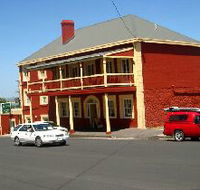 Stanley Hotel - Airlie Beach Holiday