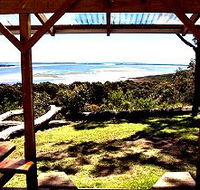 Island View Spa Cottage - Airlie Beach Holiday