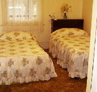 Imperial Hotel - Airlie Beach Holiday