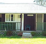 Old Whisloca Cottage - Airlie Beach Holiday