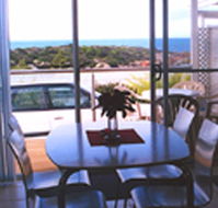 Sunnysands Holiday Unit - Airlie Beach Holiday