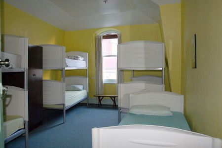 Central City Backpackers - Airlie Beach Holiday 3