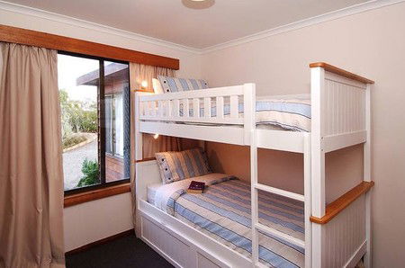 Ebb Tide Guest House - Airlie Beach Holiday 5