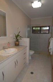 Taihoa Holiday Units - Airlie Beach Holiday 1