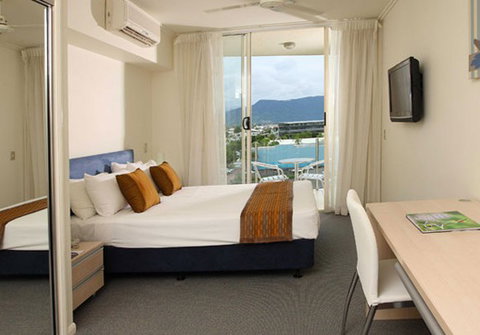 Park Regis City Quays - Airlie Beach Holiday 0