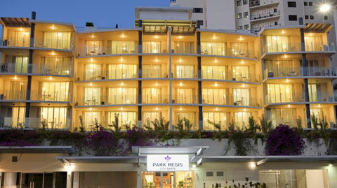 Park Regis City Quays - Airlie Beach Holiday 4