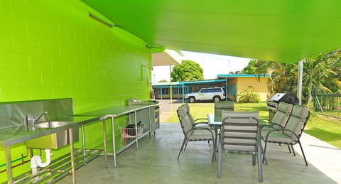 Mareeba Lodge Motel - Airlie Beach Holiday 3