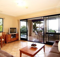 Mediterranean Beachfront Apartments - Airlie Beach Holiday
