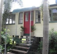 The Red Ginger Bungalow - Airlie Beach Holiday