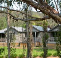 The Homestead Cabins Brogo - Airlie Beach Holiday