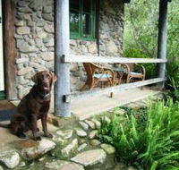 Giba Gunyah Country Cottages - Airlie Beach Holiday
