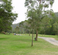 Gradys Riverside Retreat - Airlie Beach Holiday