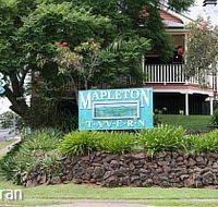 Mapleton Falls Accommodation - Airlie Beach Holiday
