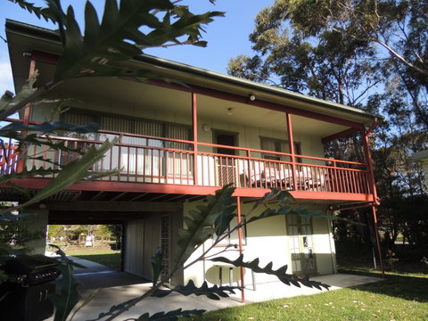 A Paradise Bungalow Waterfront - Airlie Beach Holiday 0