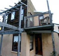 Pamela's Beach House  Studio - Airlie Beach Holiday