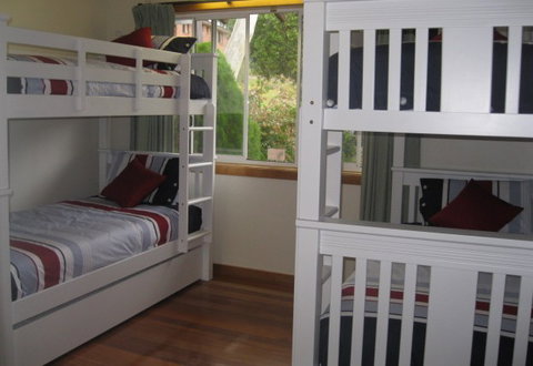 Tranquility Beach House - Airlie Beach Holiday 1