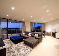 Axis Apartment Short Term Accommodation - Airlie Beach Holiday
