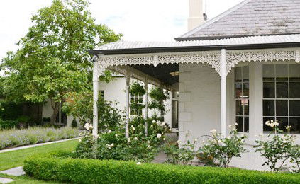 Camellia Cottage Bed & Breakfast - Airlie Beach Holiday 0