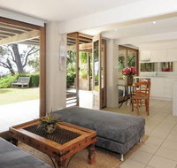 Bungalows on the Beach - Airlie Beach Holiday