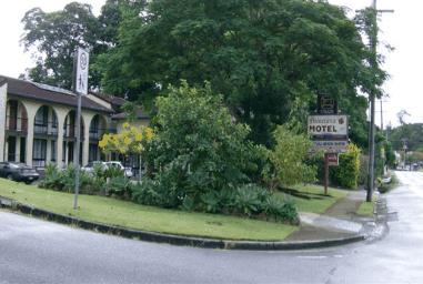 Poinciana Motel - Airlie Beach Holiday 3