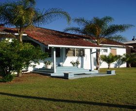Welcome Inn - Airlie Beach Holiday 1