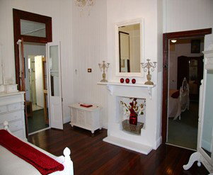 Annies Bed And Breakfast Grafton - Airlie Beach Holiday 1