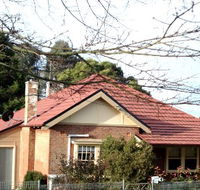 Batlow House - Airlie Beach Holiday