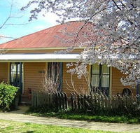 Cooma Cottage - Accommodation - Airlie Beach Holiday