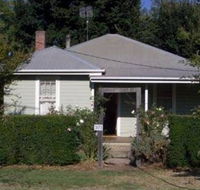 Honeysuckle Cottage Jingellic