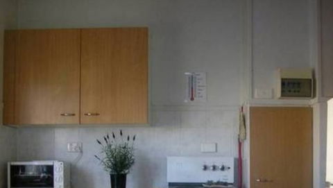 Cheap Forster Holiday Apartment - Helen Street - Airlie Beach Holiday 1