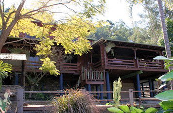 Bass Lodge - Airlie Beach Holiday 1
