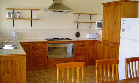 Amaroo On The Waterfront - Airlie Beach Holiday 2